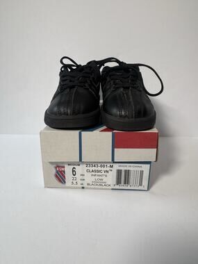 K Swiss Classic VN Infant Low Sneakers Black Size 6 Toddler Shoes With Box